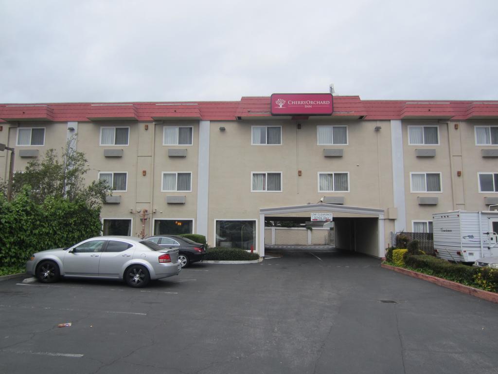 Cherry Orchard Inn Sunnyvale Exterior photo