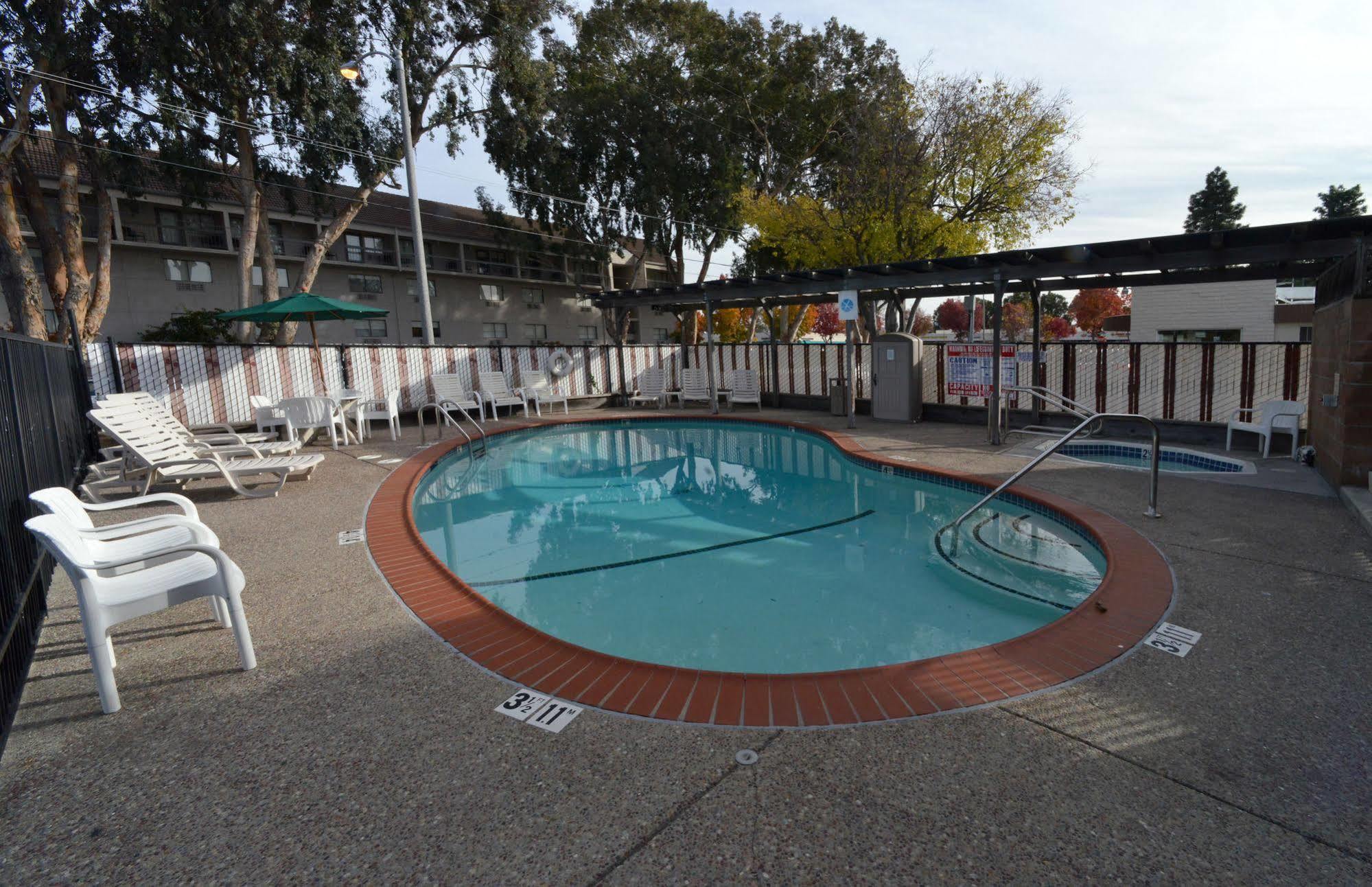 Cherry Orchard Inn Sunnyvale Exterior photo